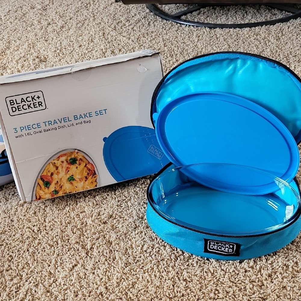 Black+Decker Blue Travel Bake Set